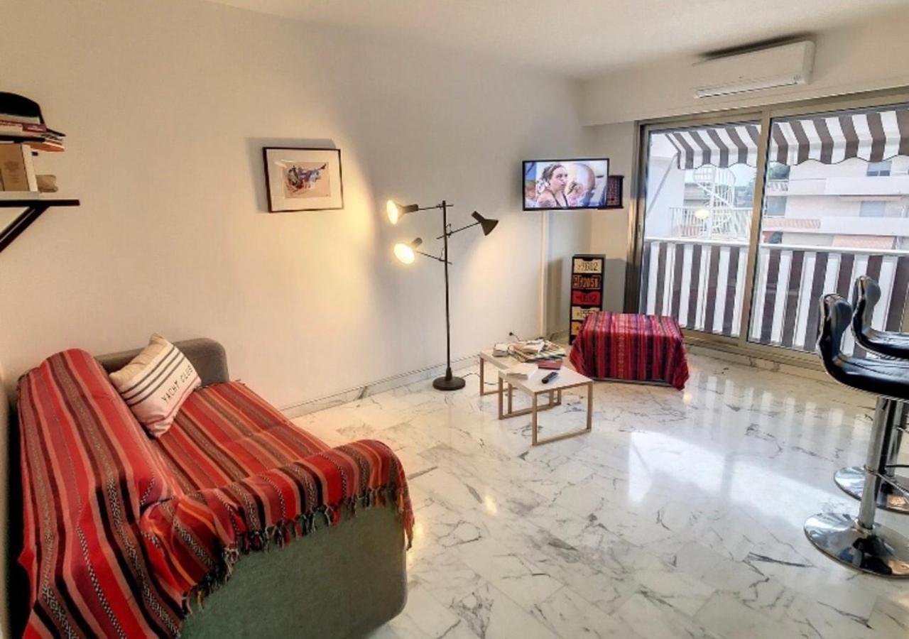 Superbe Studio Tout Equipe/Proche Mer Et Commodite Saint-Laurent-du-Var Exterior foto